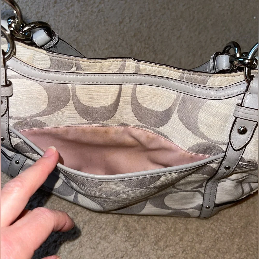 COACH VINTAGE ALEXANDRA CANVAS /LEATHER SHOULDER BAG.          B-157 - Picture 9 of 14